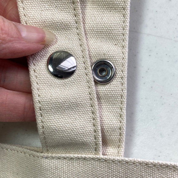 Tommy Bahama Tan Tote with Pink and Blue Pineapple Design - Picture 5 of 8